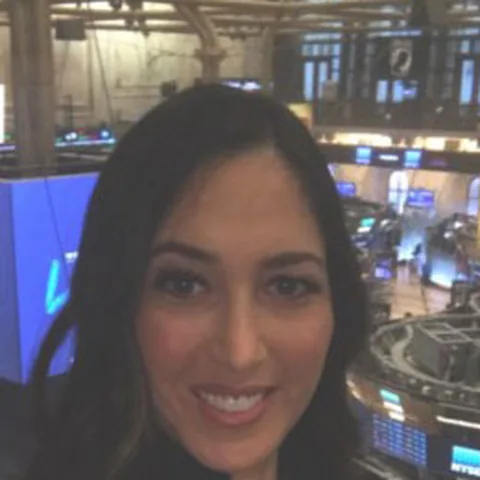 Nisa Amoils, Investor & Board Member